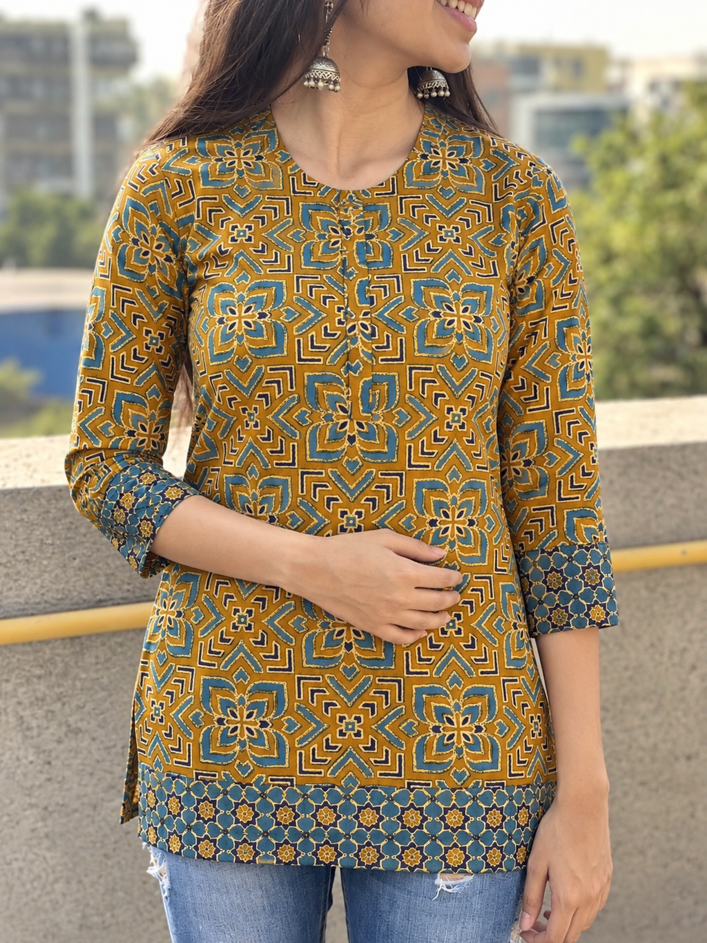 Short kurti