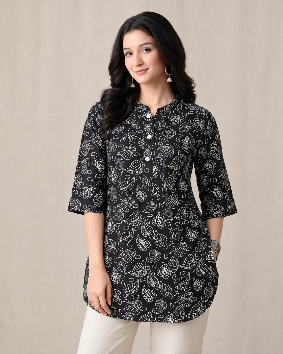 Leaf motif short kurta