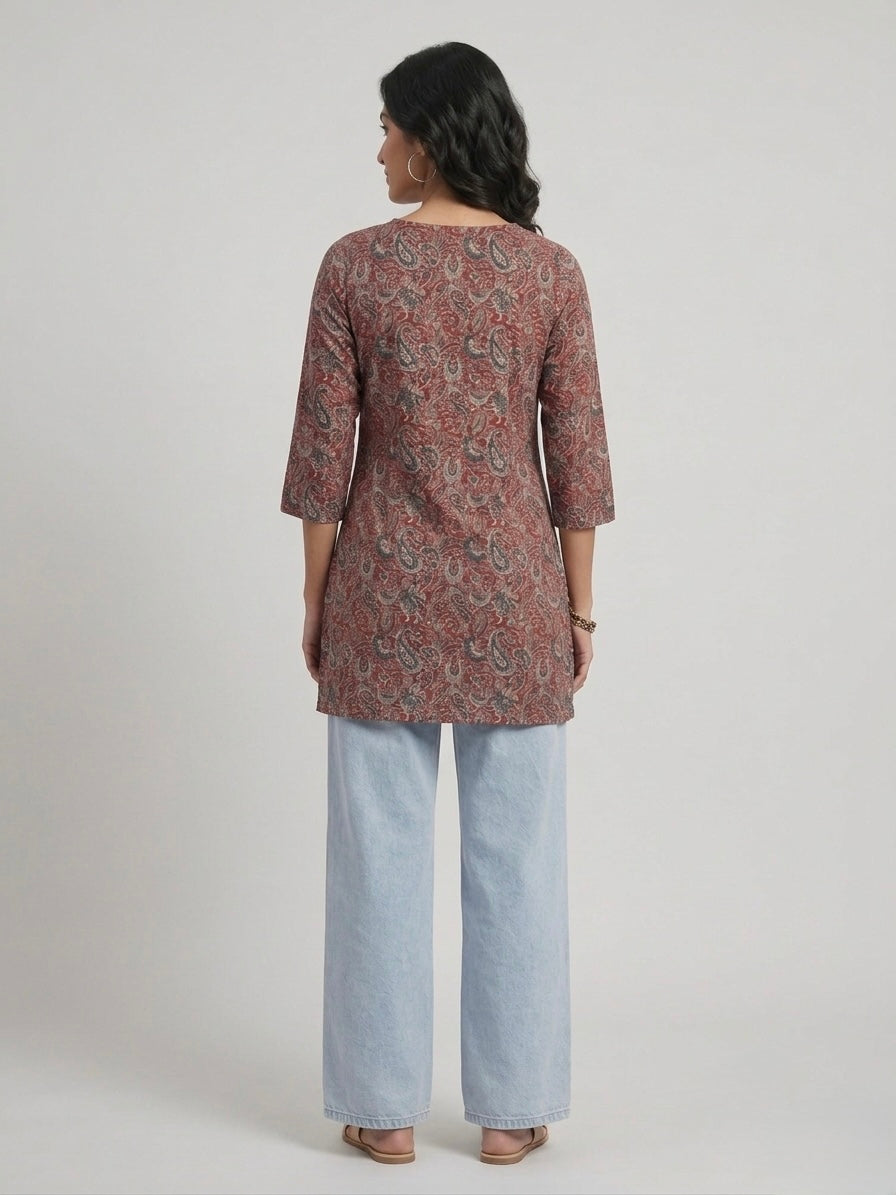 Maroon paisley kurta