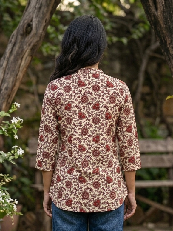 Cream floral vine short kurta