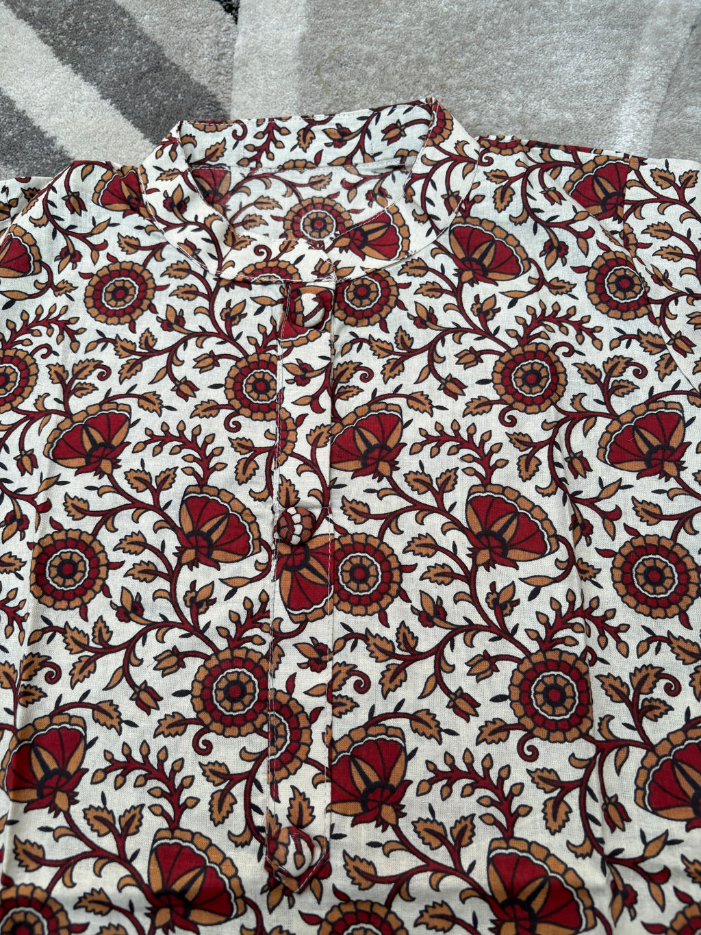 Cream floral vine kurta