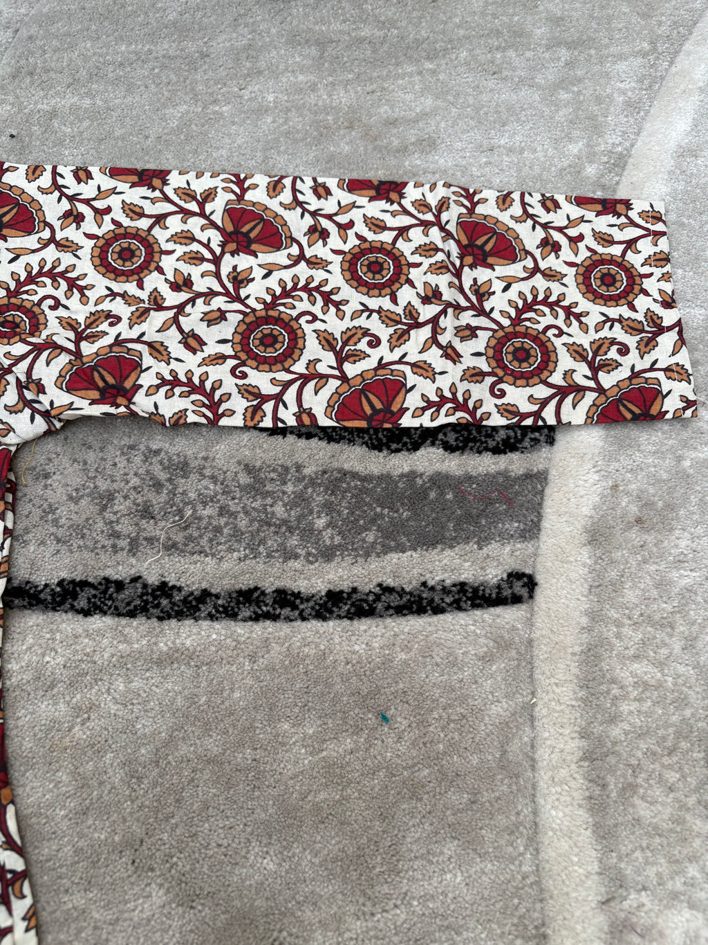 Cream floral vine short kurta