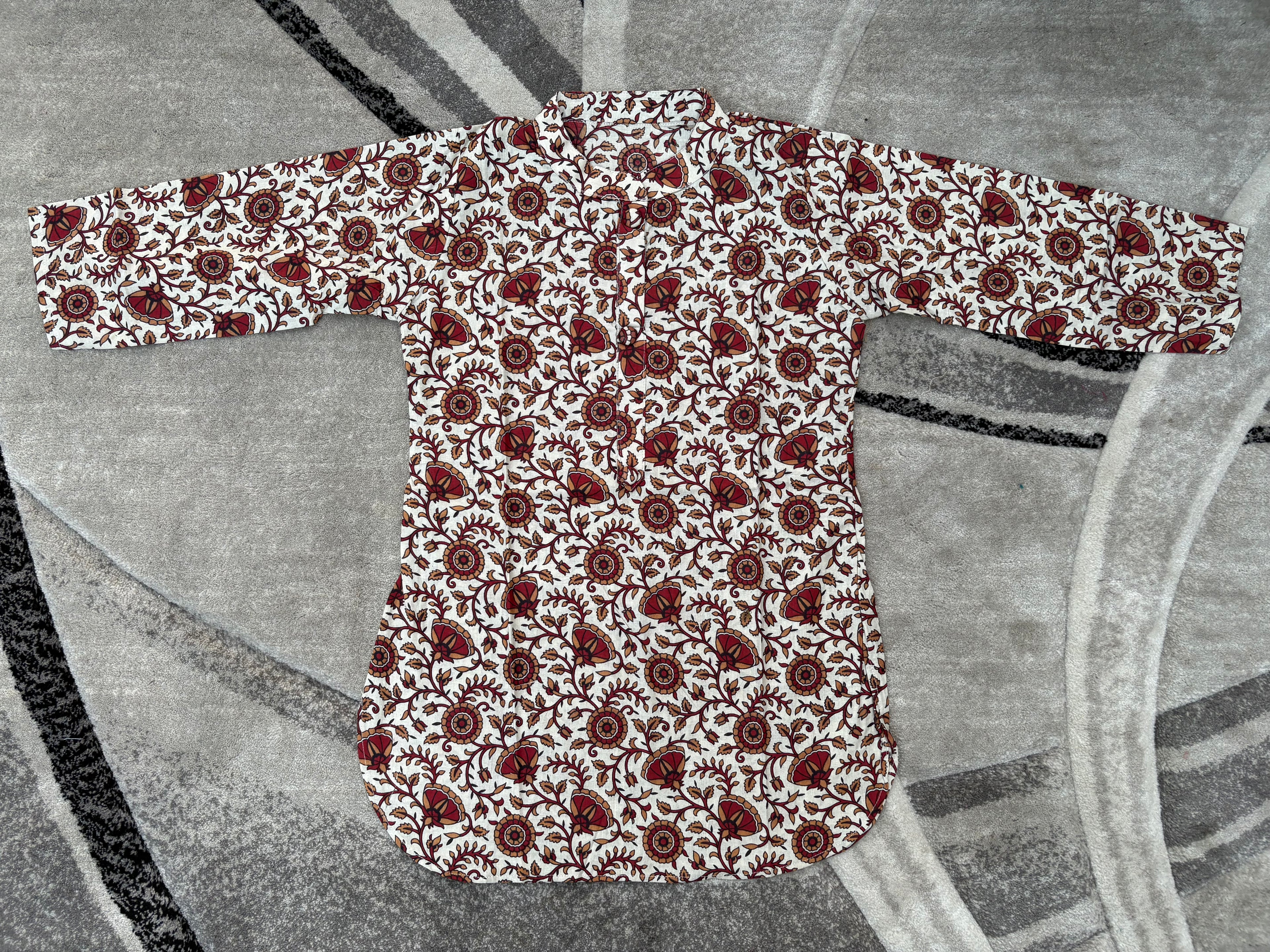 Cream floral vine short kurta