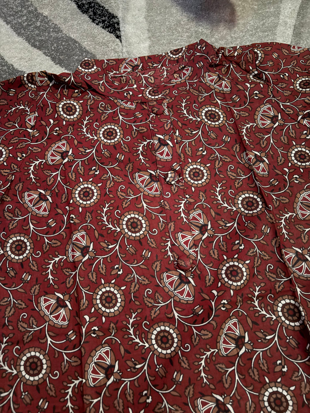 Deep crimson floral vine short kurta