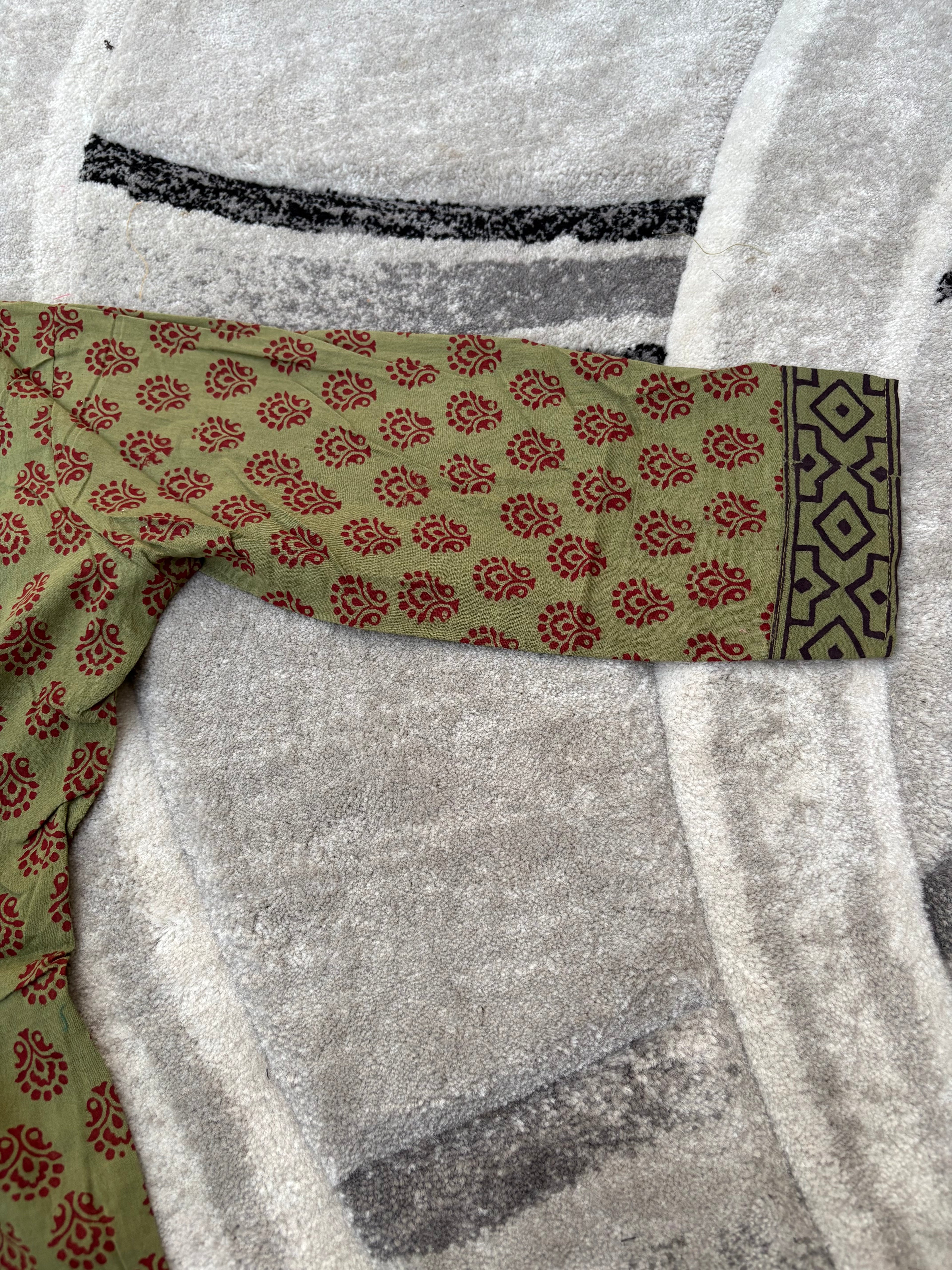 Olive floral pleated tunic
