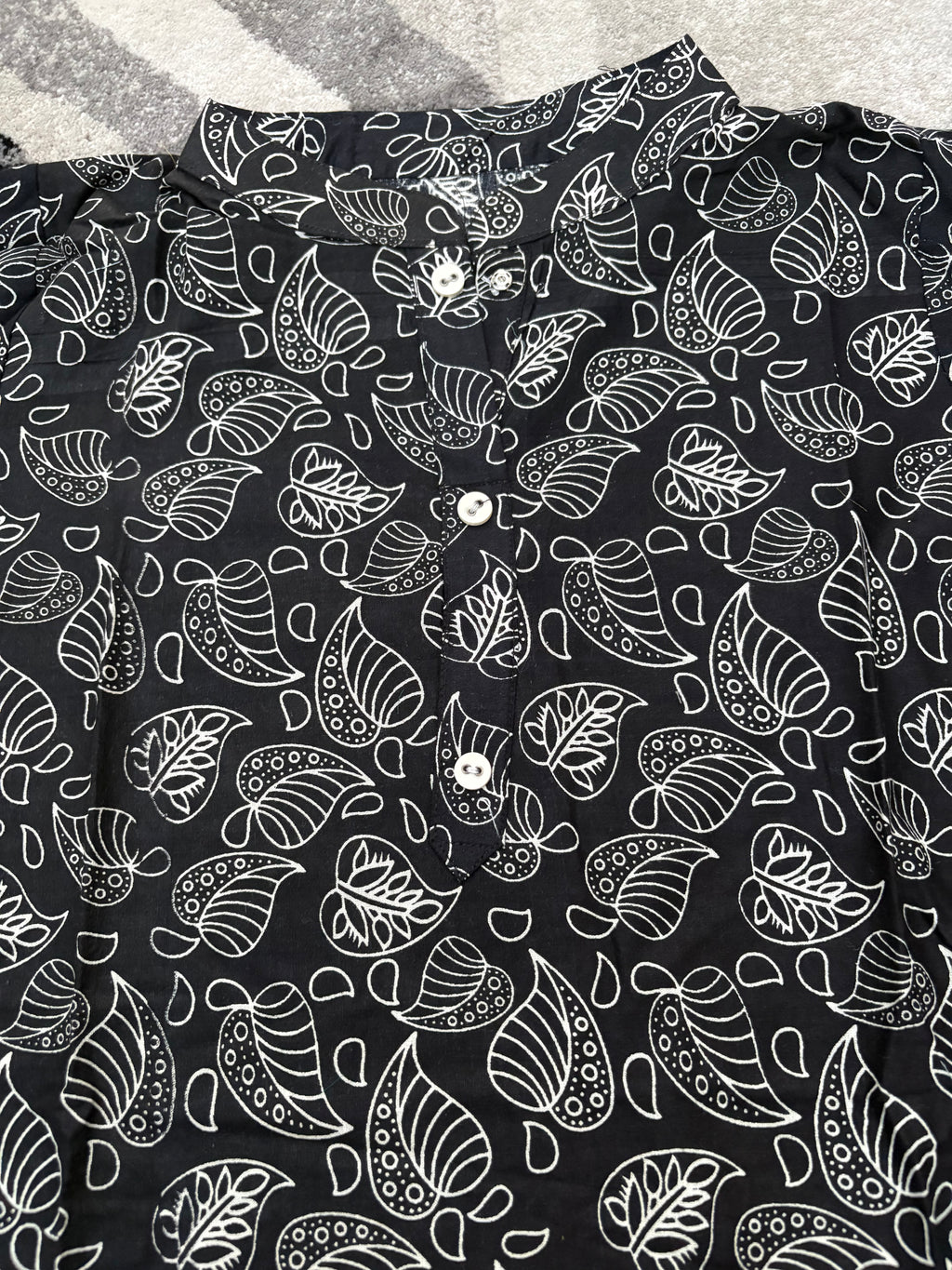 Leaf motif kurta
